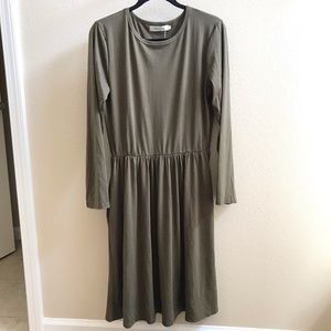 Nenona Midi Dress